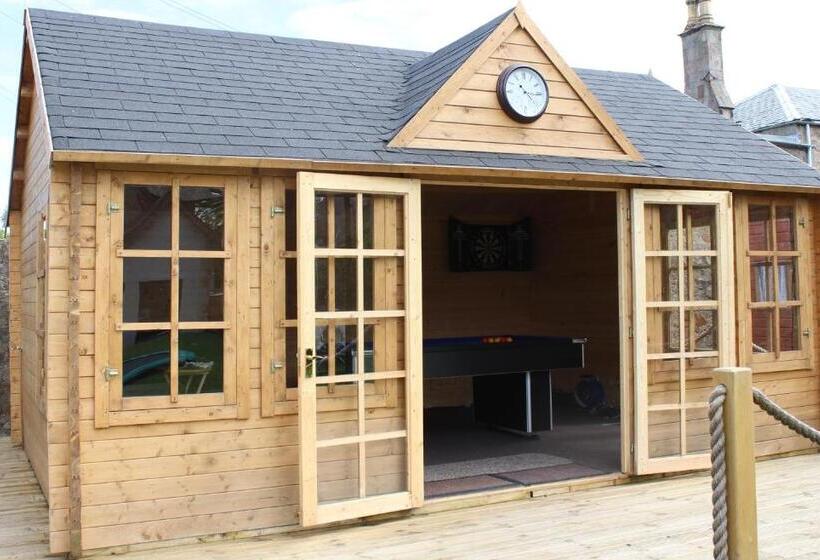 Brackness House Luxury B&b