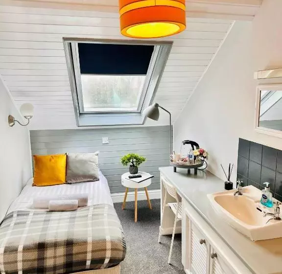 ホテル Gwesty Guest House