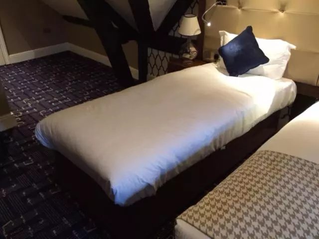 هتل The Crown Wetherspoon