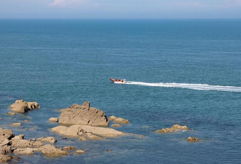 Dilkhusa Grand Hotel By Compass Hospitality