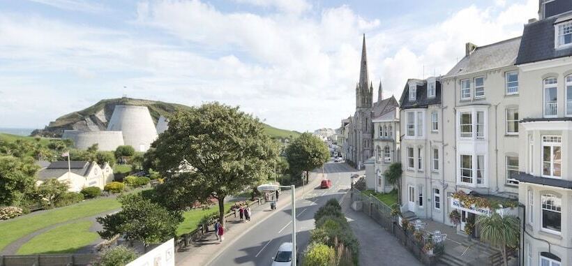 Dilkhusa Grand Hotel By Compass Hospitality