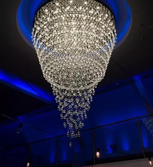 Hotelli The R Inn