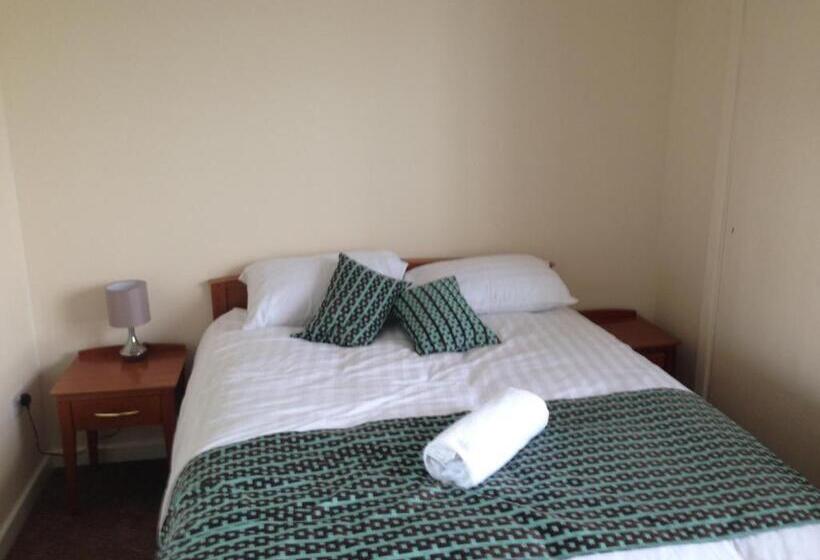 בית מלון כפרי Victoria