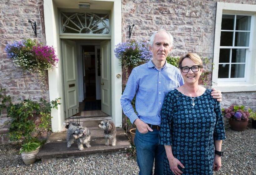 Kilmaronock Manse B&b