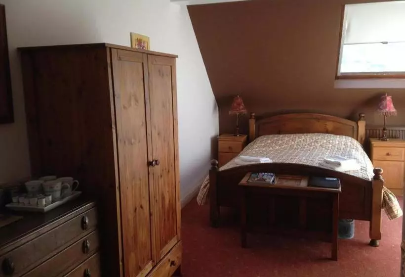 The Old School B&b
