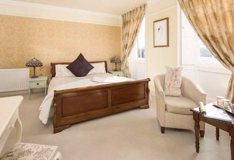 The Walls Bed And Breakfast