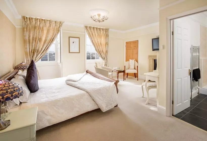 The Walls Bed And Breakfast