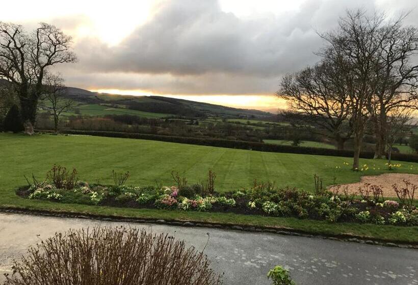 צימר Cedar House