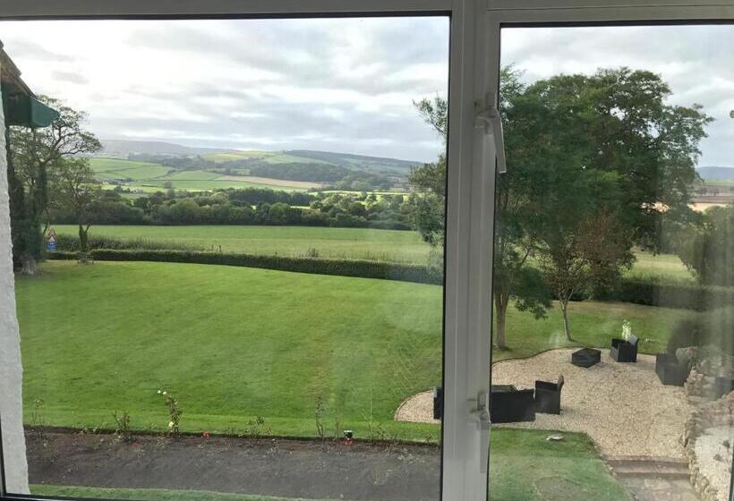 צימר Cedar House