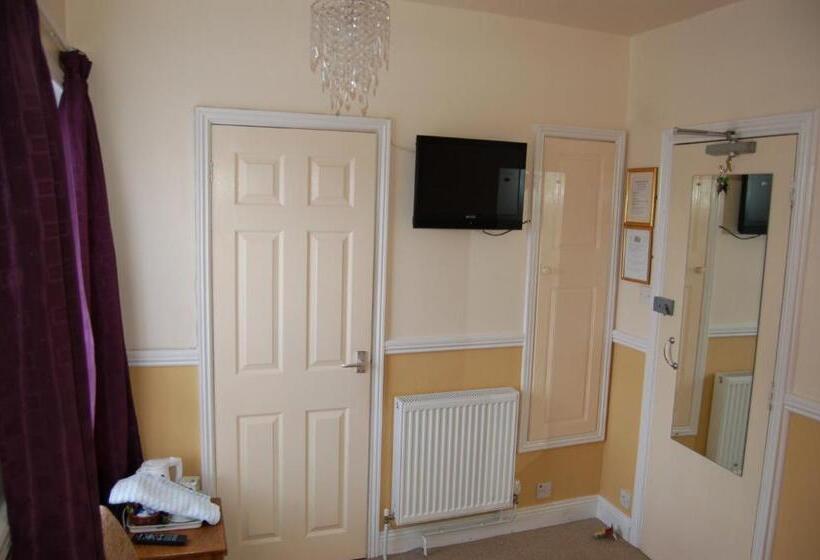 민박 Compton House