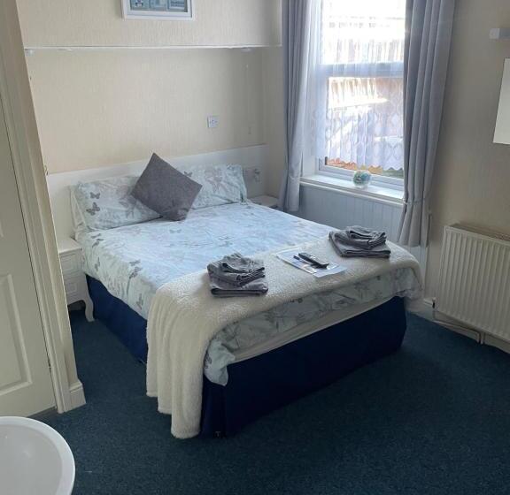 צימר Ivydene Guest House