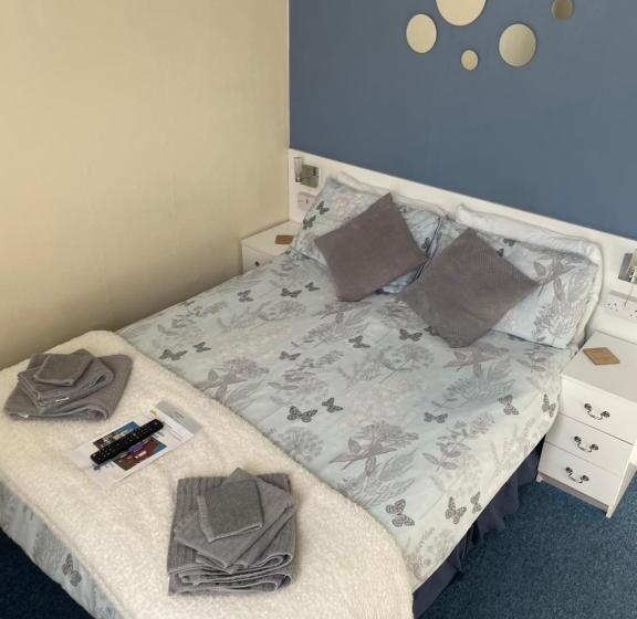 צימר Ivydene Guest House