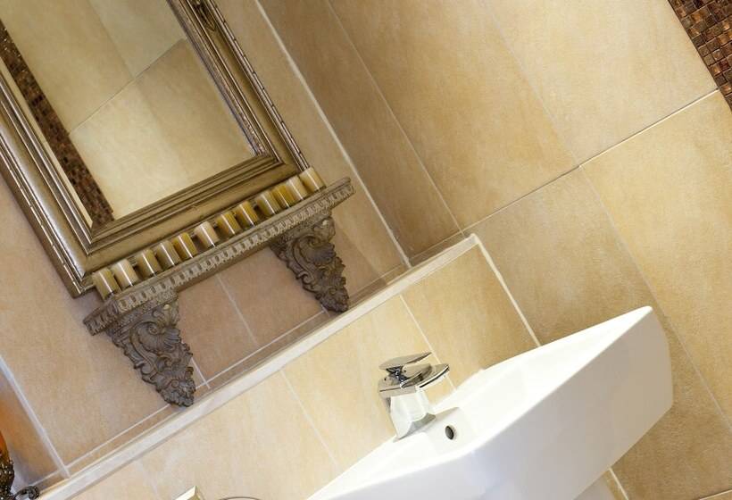 Bed and Breakfast Llamas Pyjamas