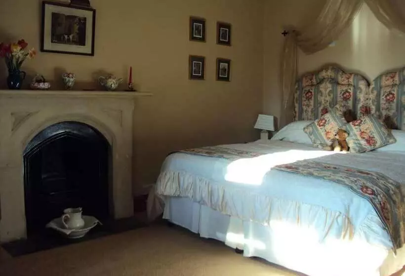 تختخواب و صبحانه Lullington House