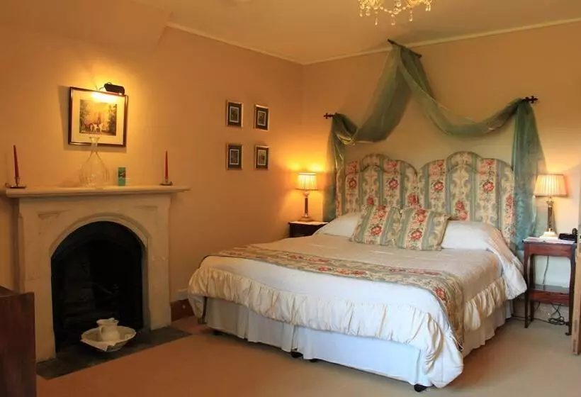 تختخواب و صبحانه Lullington House