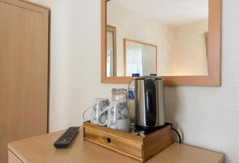 مبيت وإفطار Stoneleigh