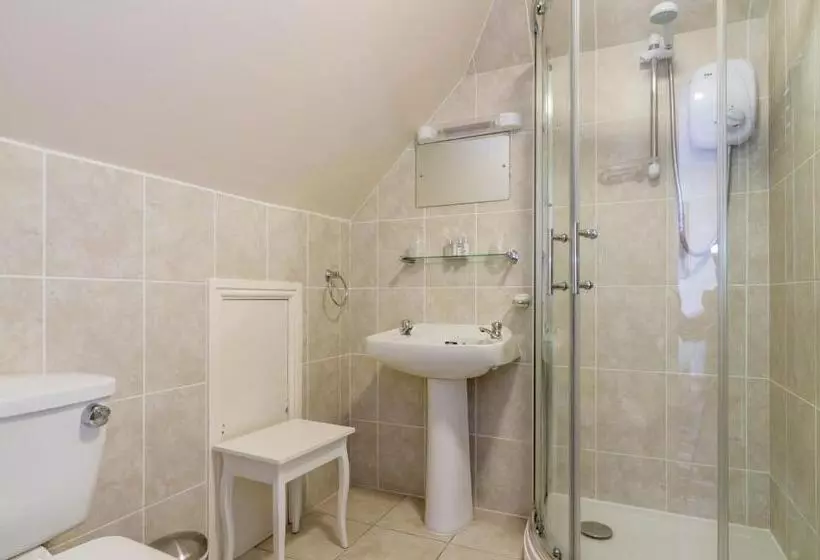 Aamiaismajoitus (B&B) Stoneleigh