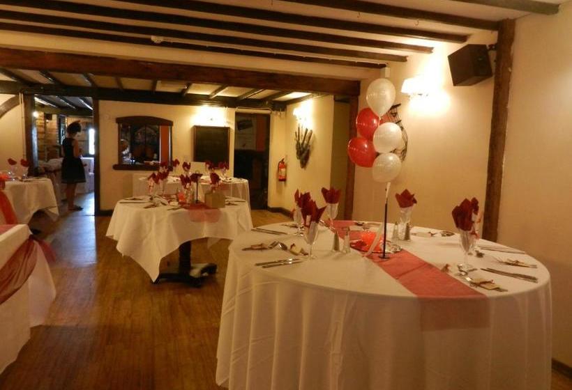 مبيت وإفطار The Hawkenbury