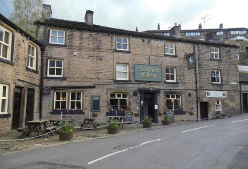 住宿加早餐  The White Horse