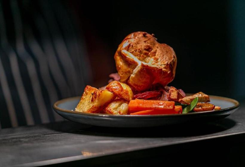 住宿加早餐  The White Horse