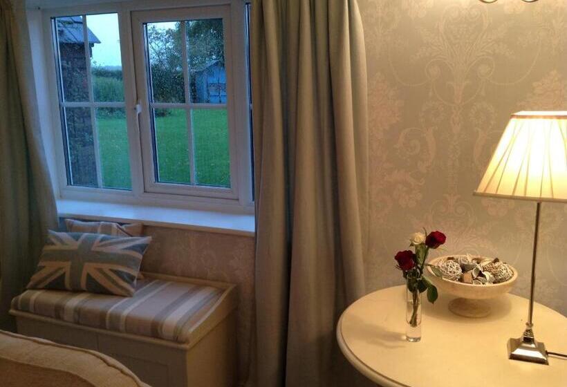 Birtles Farm Bed And Breakfast