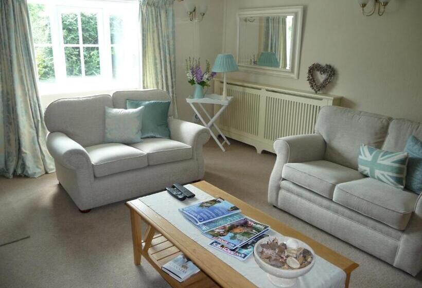 Birtles Farm Bed And Breakfast