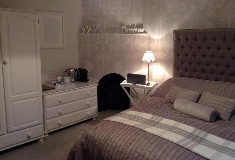 Birtles Farm Bed And Breakfast