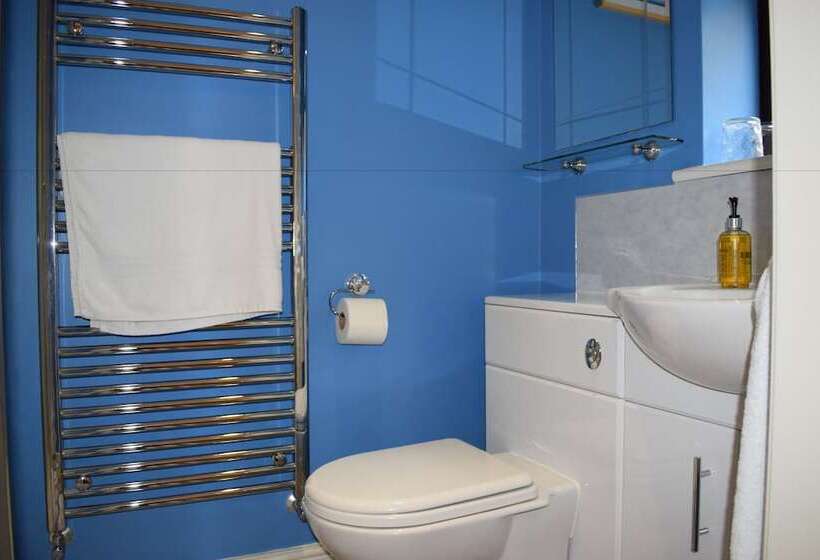 Castle Green Bed And Breakfast