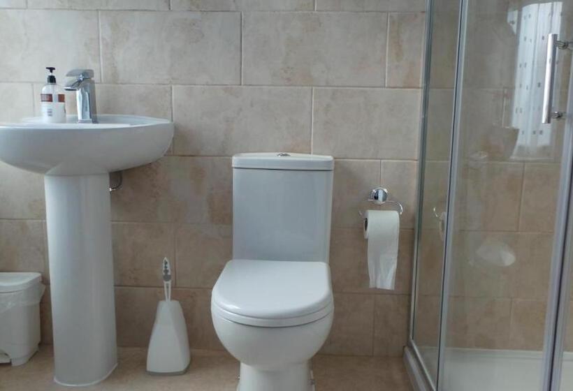 Colbourn Bed And Breakfast