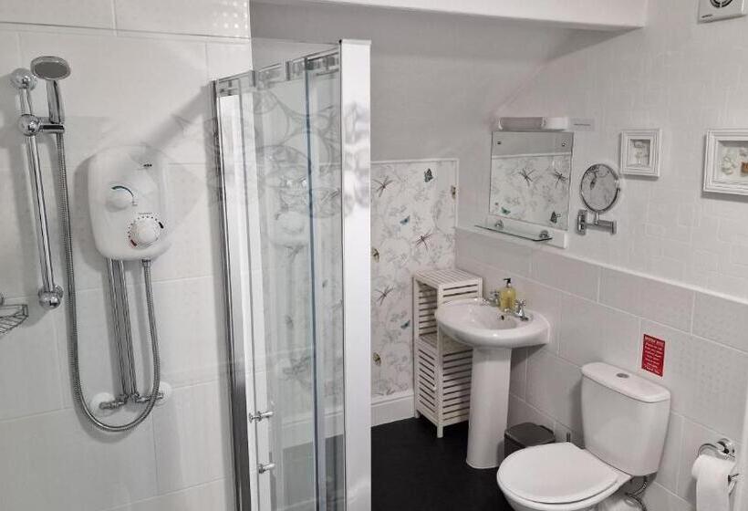 Colbourn Bed And Breakfast