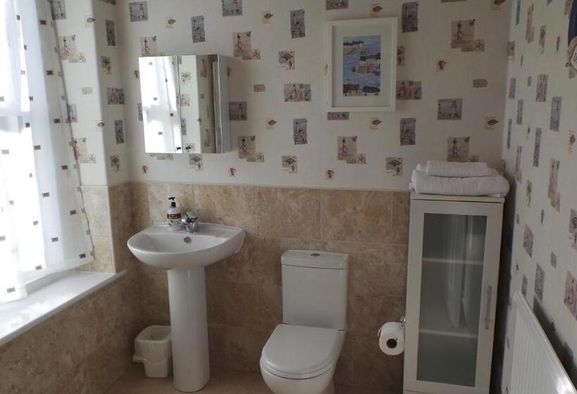 Colbourn Bed And Breakfast