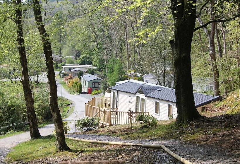 בית מלון כפרי Aberdunant Hall