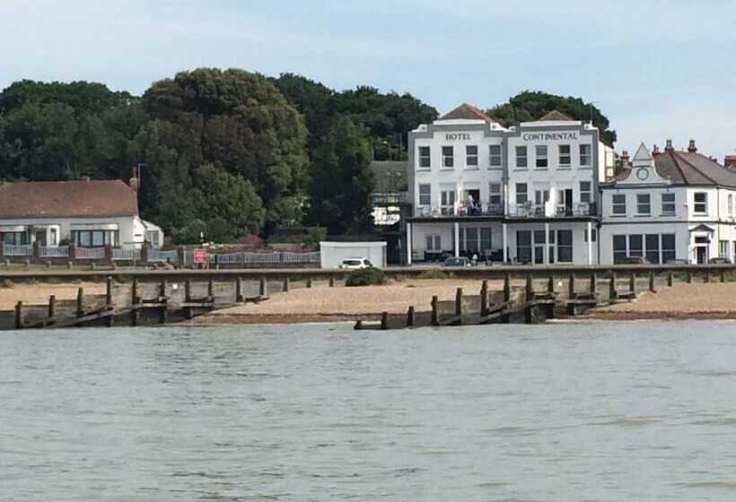 فندق Continental