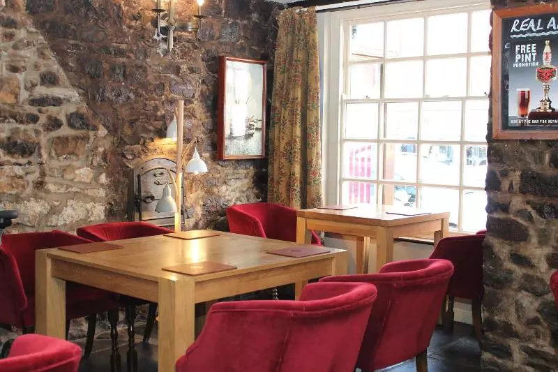 هتل Old Kings Arms