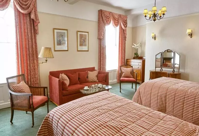 Hotelli Royal York & Faulkner
