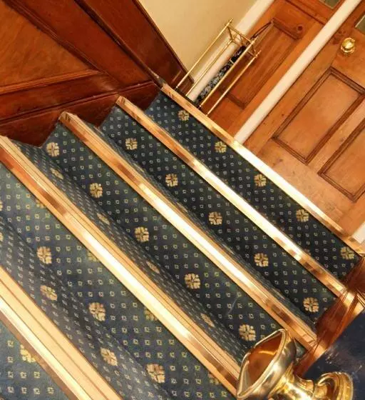 Hotelli Royal York & Faulkner