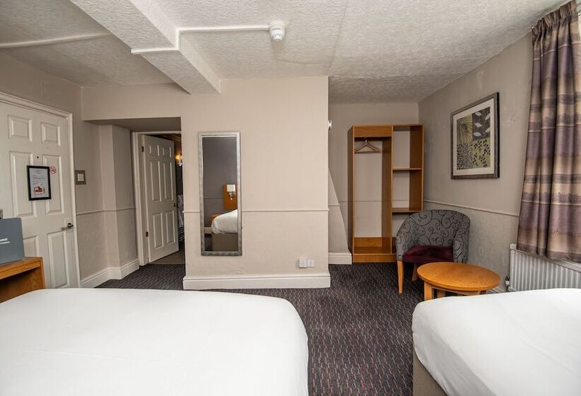 호텔 The George Inn