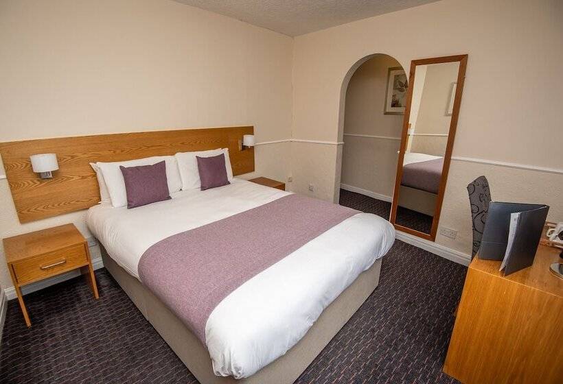 호텔 The George Inn