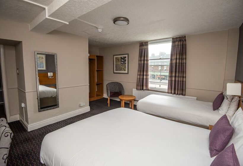 호텔 The George Inn