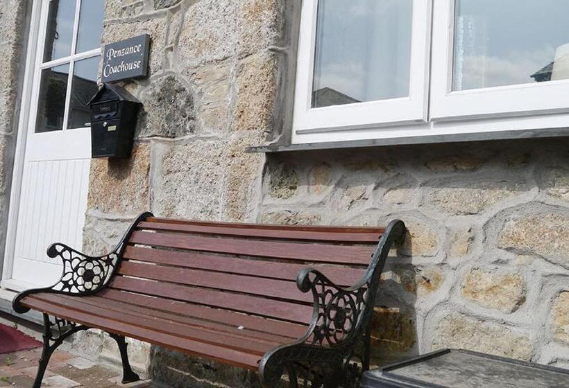 Отель The White Hart