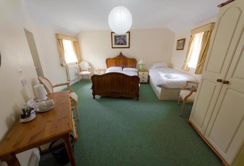 Отель The White Hart