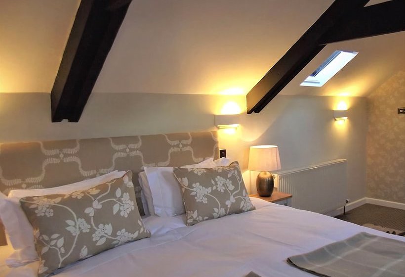 Kilbury Manor B&b