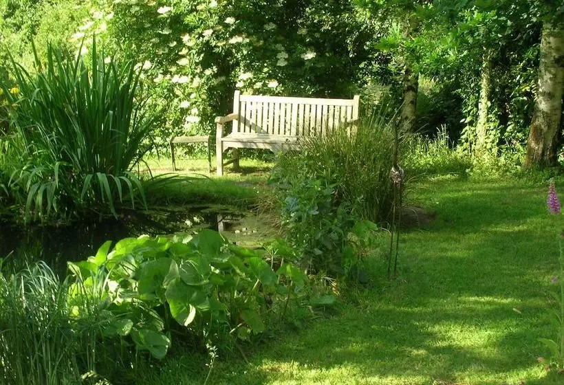 Kilbury Manor B&b