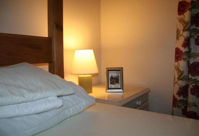 Lledr House Hostel Near Two Zip World Sites