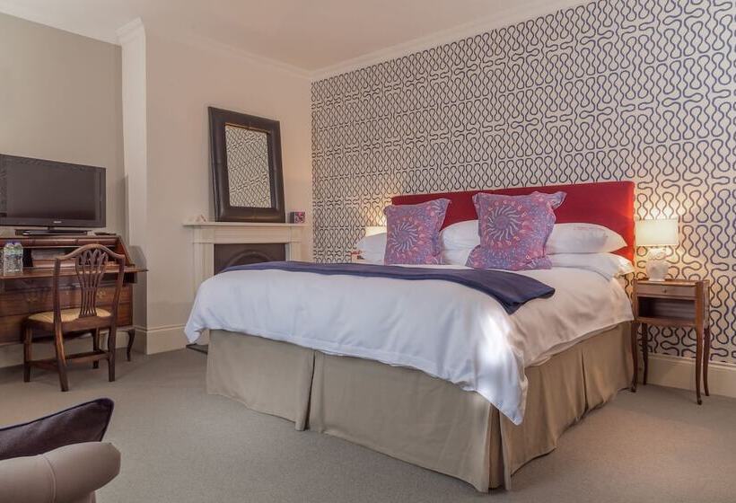 Ravenhurst Bed And Breakfast