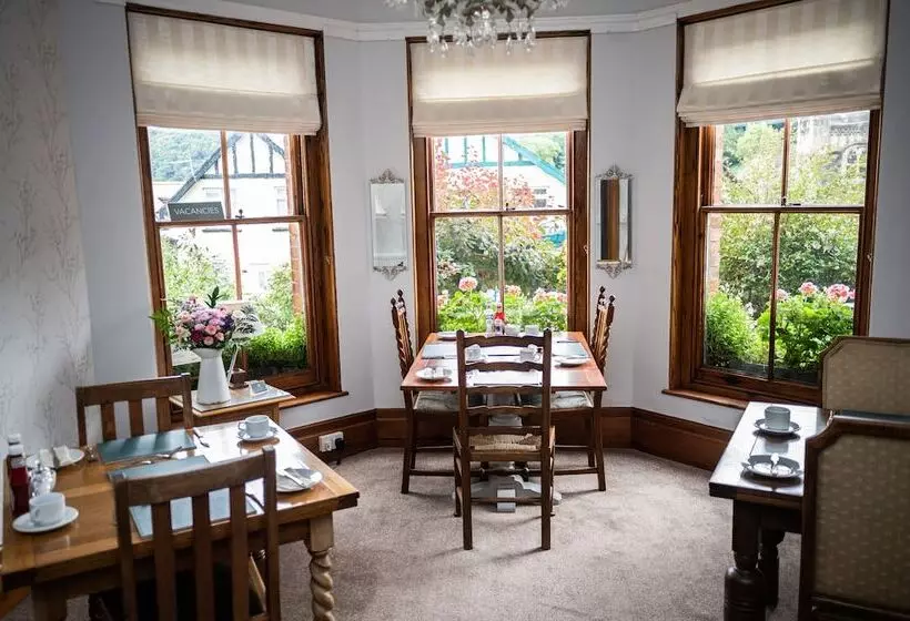Southcliffe B&b