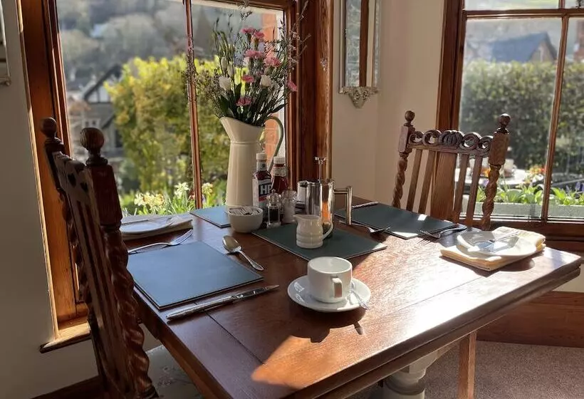 Southcliffe B&b