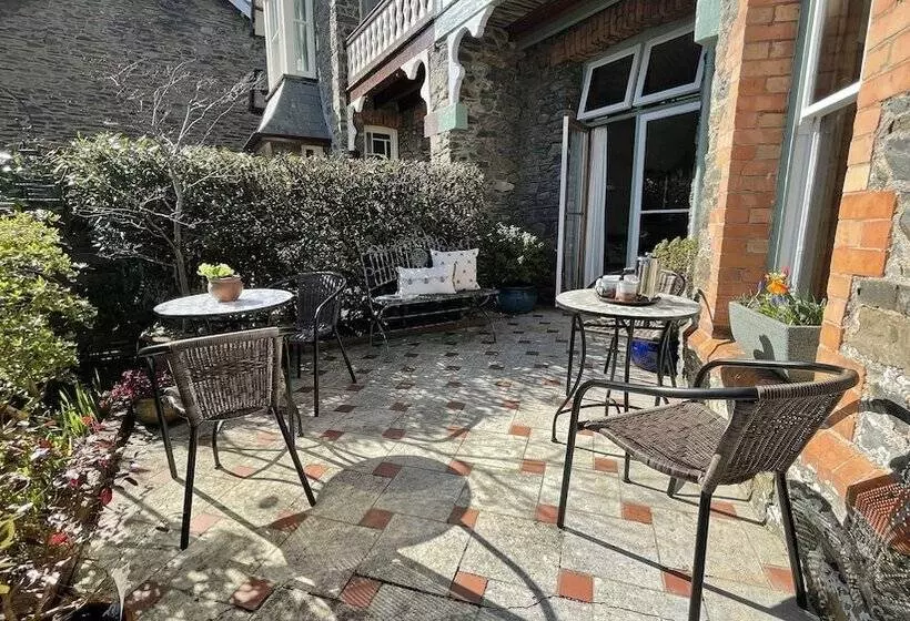 Southcliffe B&b