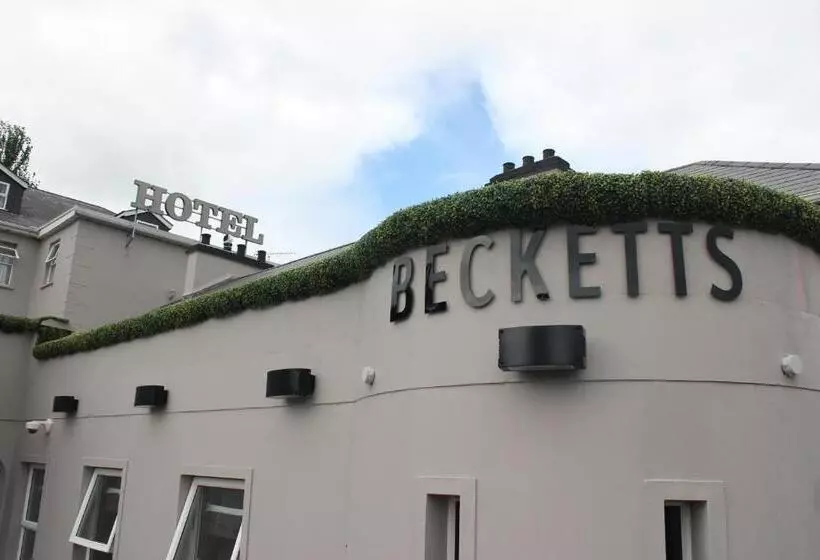 The Enniskillen Hotel And Motel