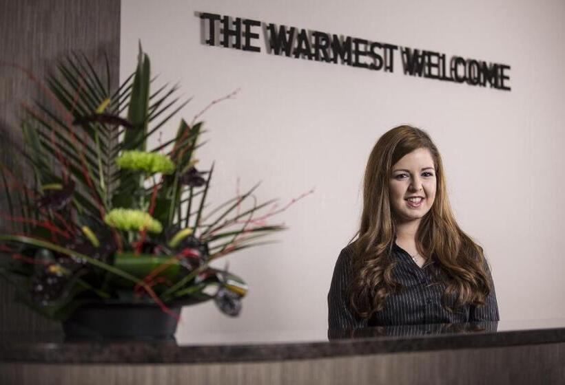 The Enniskillen Hotel And Motel